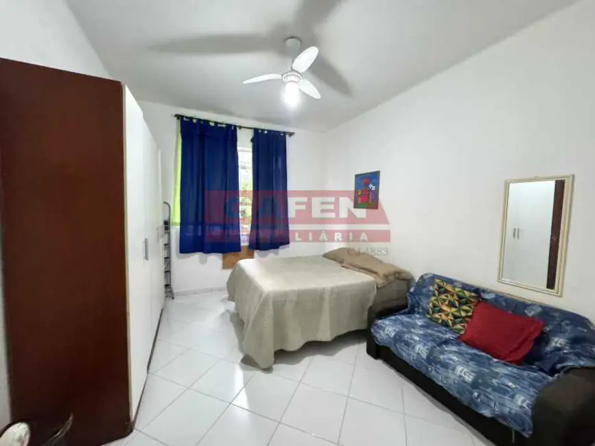 Foto 1 de Kitnet com 1 quarto à venda, 30m2 em Rio De Janeiro - RJ