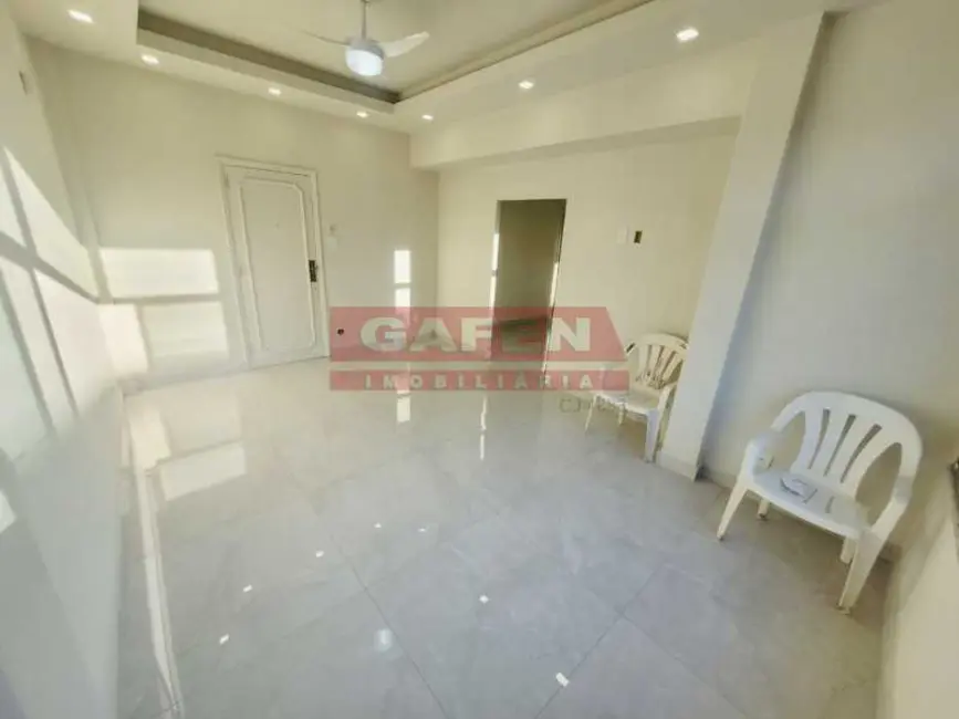 Foto 4 de Apartamento com 3 quartos à venda, 90m2 em Rio De Janeiro - RJ