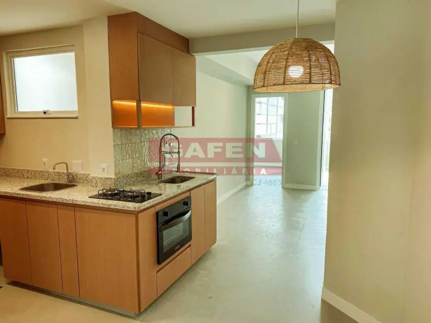 Foto 2 de Apartamento com 2 quartos à venda, 54m2 em Rio De Janeiro - RJ