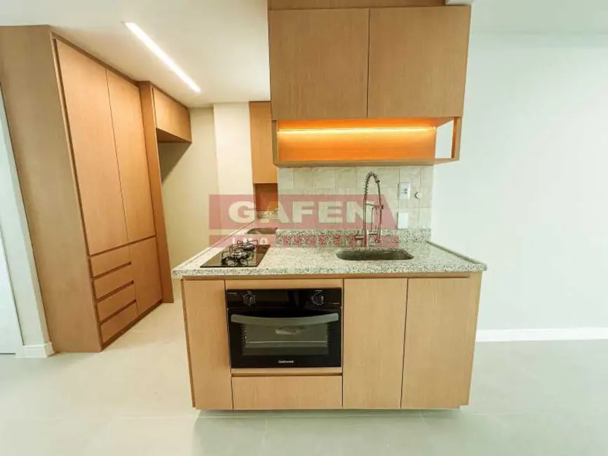 Foto 3 de Apartamento com 2 quartos à venda, 54m2 em Rio De Janeiro - RJ