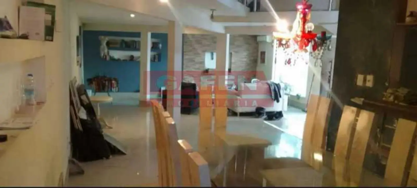 Casa com 5 quartos à venda, 220m2 em Rio De Janeiro - RJ - imagem 1 Foto 1 de Casa com 5 quartos à venda, 220m2 em Rio De Janeiro - RJ