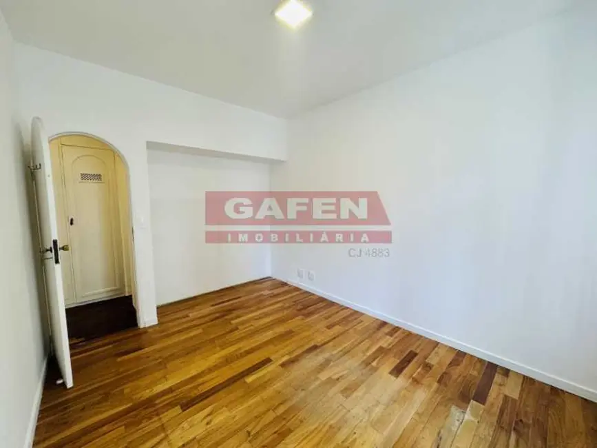Apartamento com 2 quartos para alugar, 75m2 em Rio De Janeiro - RJ - imagem 9 Foto 9 de Apartamento com 2 quartos para alugar, 75m2 em Rio De Janeiro - RJ