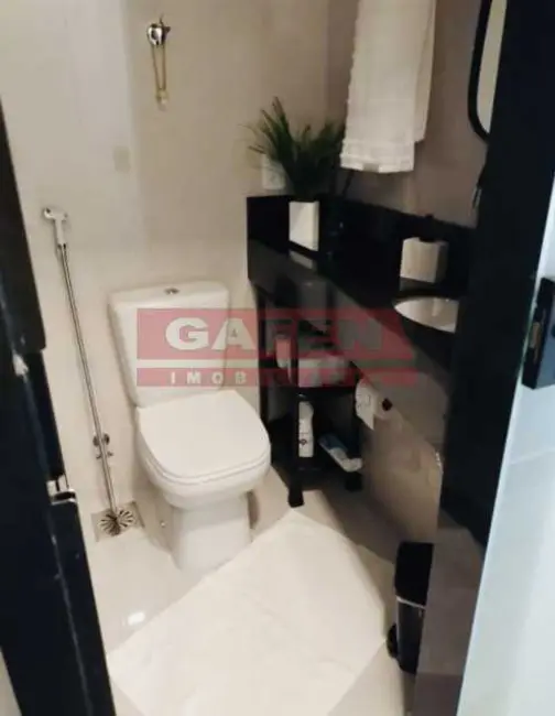 Loft / Flat com 1 quarto para alugar, 35m2 em Rio De Janeiro - RJ - imagem 7 Foto 7 de Loft / Flat com 1 quarto para alugar, 35m2 em Rio De Janeiro - RJ