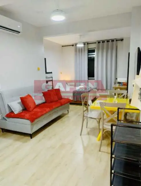 Loft / Flat com 1 quarto para alugar, 35m2 em Rio De Janeiro - RJ - imagem 4 Foto 4 de Loft / Flat com 1 quarto para alugar, 35m2 em Rio De Janeiro - RJ
