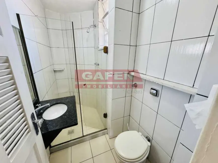 Cobertura com 4 quartos para alugar, 160m2 em Rio De Janeiro - RJ - imagem 9 Foto 9 de Cobertura com 4 quartos para alugar, 160m2 em Rio De Janeiro - RJ