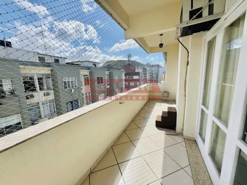 Cobertura com 4 quartos para alugar, 160m2 em Rio De Janeiro - RJ - imagem 5 Foto 5 de Cobertura com 4 quartos para alugar, 160m2 em Rio De Janeiro - RJ
