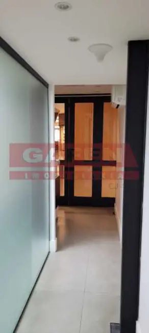 Casa Comercial para alugar, 60m2 em Rio De Janeiro - RJ - imagem 3 Foto 3 de Casa Comercial para alugar, 60m2 em Rio De Janeiro - RJ