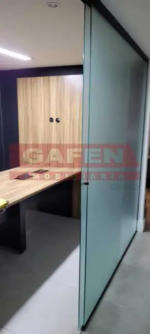 Casa Comercial para alugar, 60m2 em Rio De Janeiro - RJ - imagem 4 Foto 4 de Casa Comercial para alugar, 60m2 em Rio De Janeiro - RJ