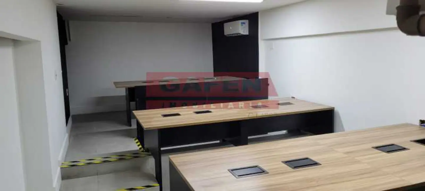 Foto 2 de Casa Comercial para alugar, 60m2 em Rio De Janeiro - RJ