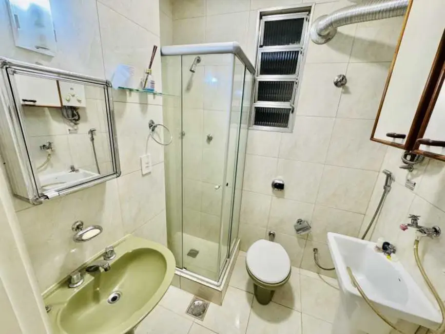Kitnet com 1 quarto para alugar, 35m2 em Rio De Janeiro - RJ - imagem 8 Foto 8 de Kitnet com 1 quarto para alugar, 35m2 em Rio De Janeiro - RJ