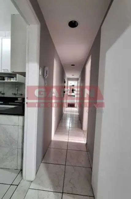 Apartamento com 3 quartos para alugar, 87m2 em Rio De Janeiro - RJ - imagem 5 Foto 5 de Apartamento com 3 quartos para alugar, 87m2 em Rio De Janeiro - RJ