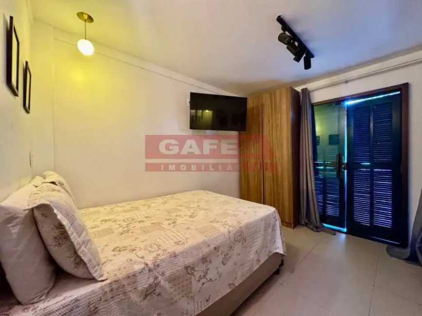 Foto 9 de Apartamento com 1 quarto à venda, 20m2 em Cabo Frio - RJ