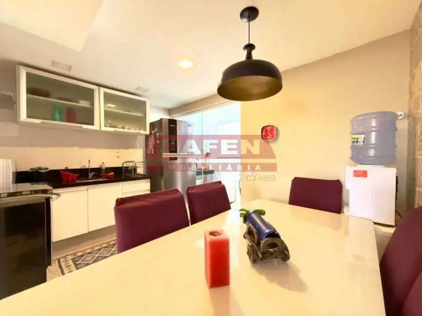 Apartamento com 3 quartos à venda e para alugar, 94m2 em Cabo Frio - RJ - imagem 3 Foto 3 de Apartamento com 3 quartos à venda e para alugar, 94m2 em Cabo Frio - RJ