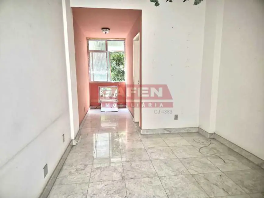 Foto 3 de Apartamento com 2 quartos à venda, 70m2 em Rio De Janeiro - RJ