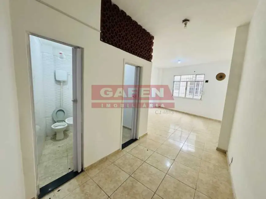 Kitnet com 1 quarto à venda, 30m2 em Rio De Janeiro - RJ - imagem 1 Foto 1 de Kitnet com 1 quarto à venda, 30m2 em Rio De Janeiro - RJ