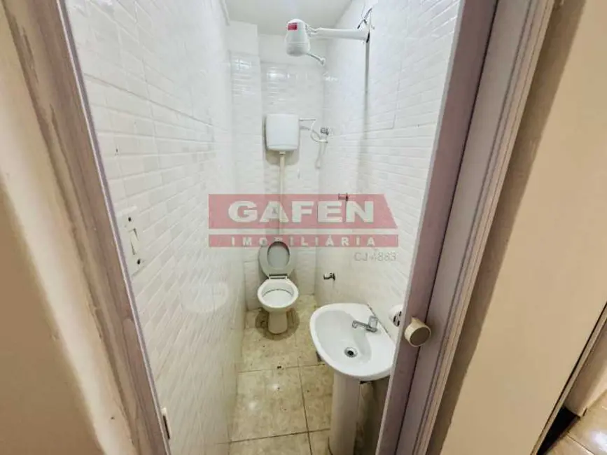 Kitnet com 1 quarto à venda, 30m2 em Rio De Janeiro - RJ - imagem 4 Foto 4 de Kitnet com 1 quarto à venda, 30m2 em Rio De Janeiro - RJ
