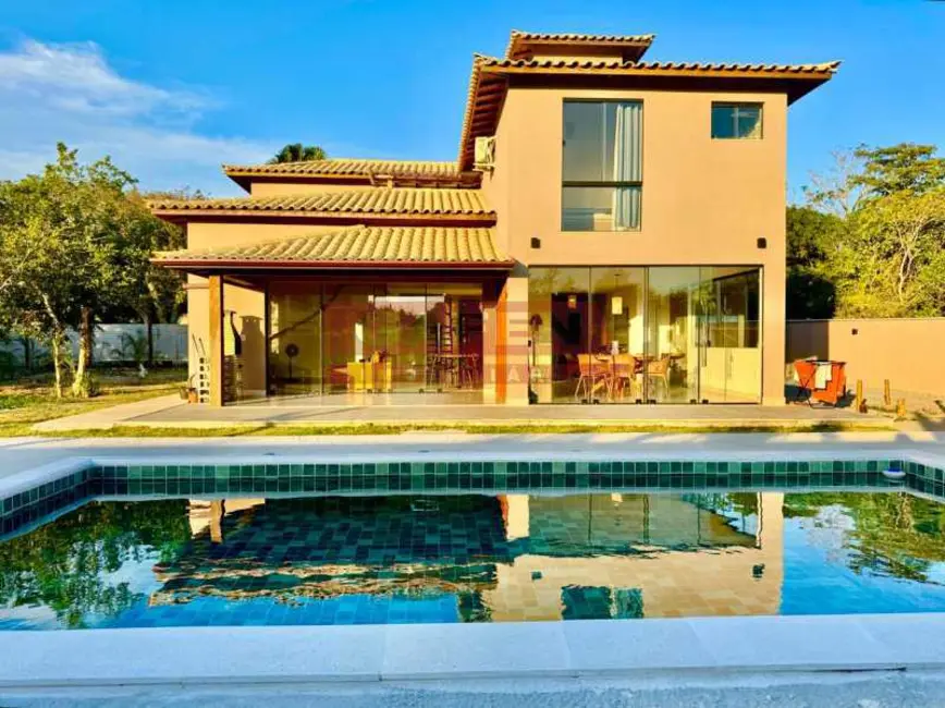 Foto 1 de Casa de Condomínio com 4 quartos à venda, 216m2 em Armacao Dos Buzios - RJ