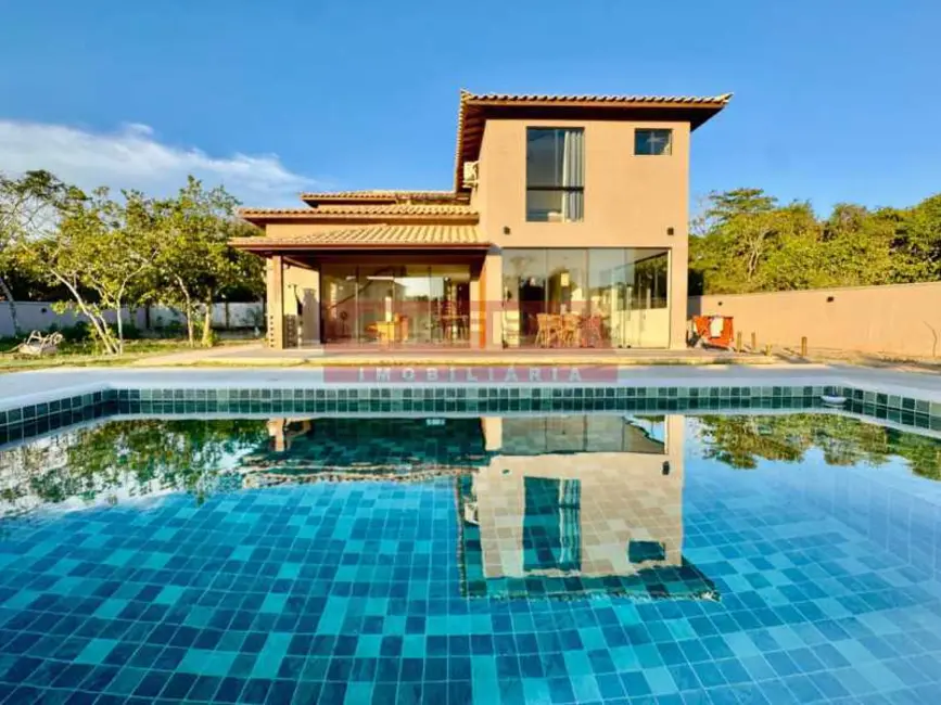 Foto 2 de Casa de Condomínio com 4 quartos à venda, 216m2 em Armacao Dos Buzios - RJ