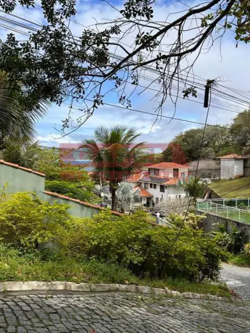 Foto 2 de Terreno / Lote à venda em Armacao Dos Buzios - RJ