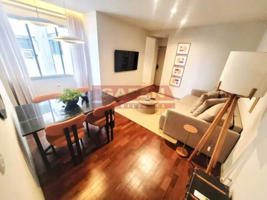 Foto 3 de Apartamento com 2 quartos à venda, 80m2 em Rio De Janeiro - RJ