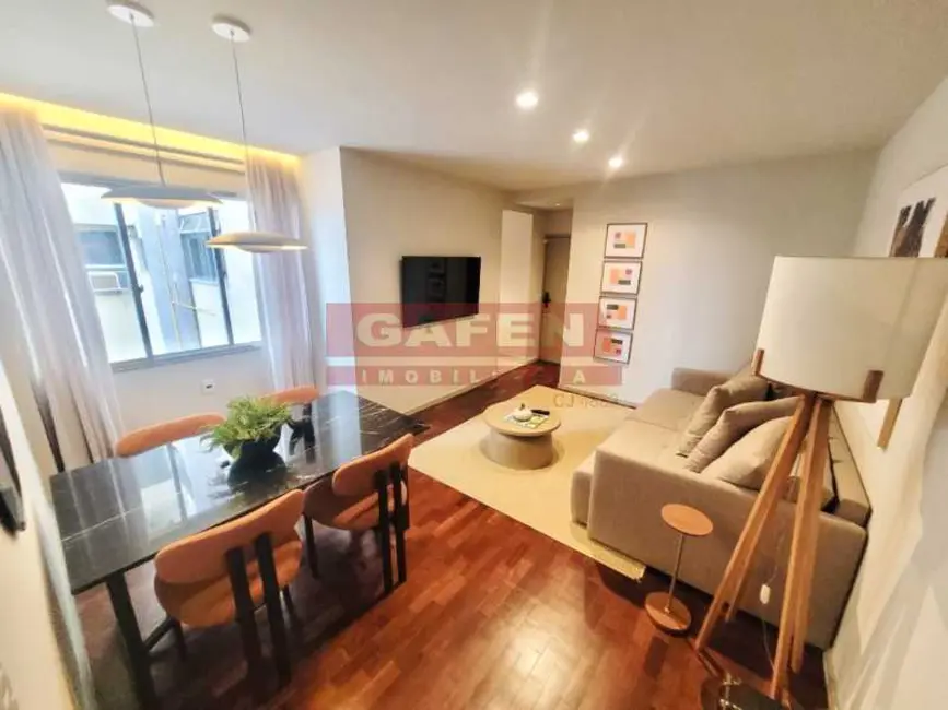 Foto 4 de Apartamento com 2 quartos à venda, 80m2 em Rio De Janeiro - RJ