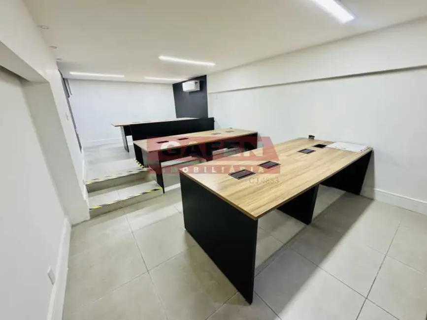 Loja para alugar, 60m2 em Rio De Janeiro - RJ - imagem 2 Foto 2 de Loja para alugar, 60m2 em Rio De Janeiro - RJ