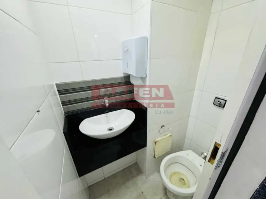 Loja para alugar, 60m2 em Rio De Janeiro - RJ - imagem 8 Foto 8 de Loja para alugar, 60m2 em Rio De Janeiro - RJ