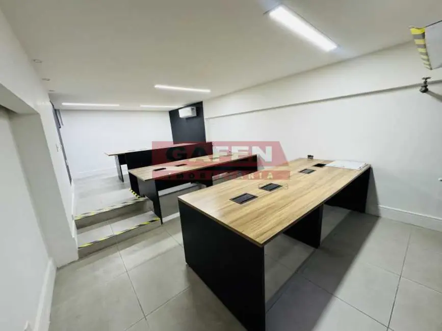 Loja para alugar, 60m2 em Rio De Janeiro - RJ - imagem 4 Foto 4 de Loja para alugar, 60m2 em Rio De Janeiro - RJ