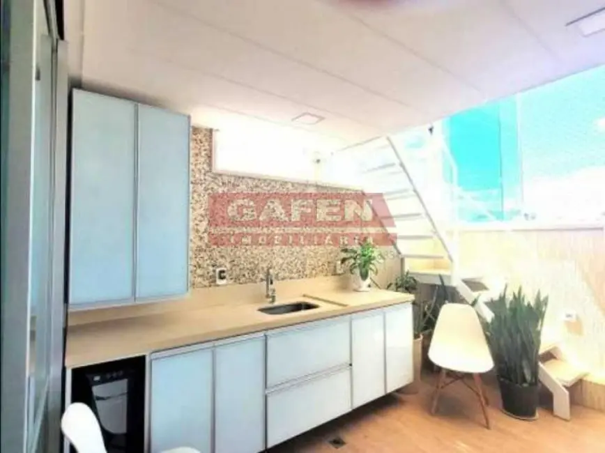 Foto 2 de Cobertura com 3 quartos à venda, 148m2 em Rio De Janeiro - RJ