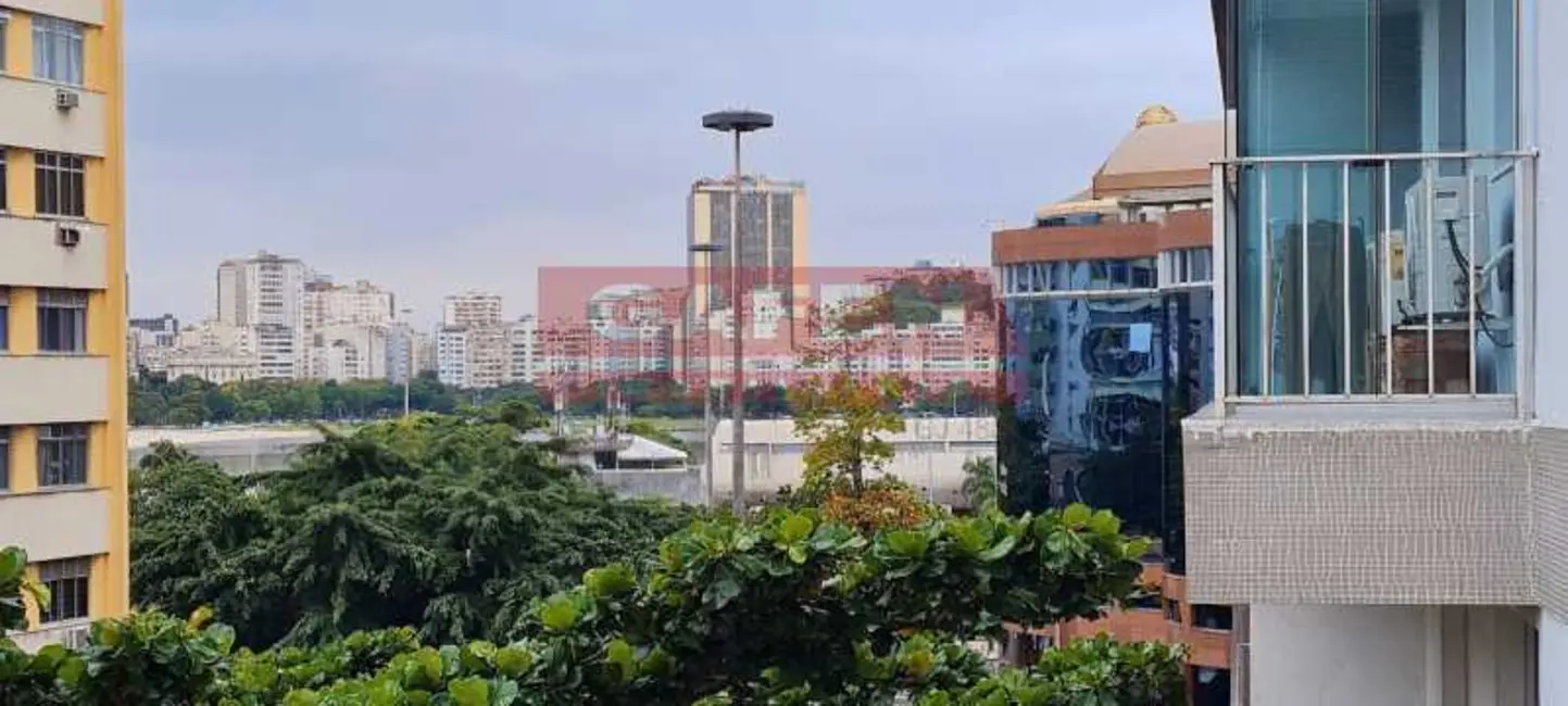 Foto 2 de Apartamento com 3 quartos à venda, 97m2 em Rio De Janeiro - RJ
