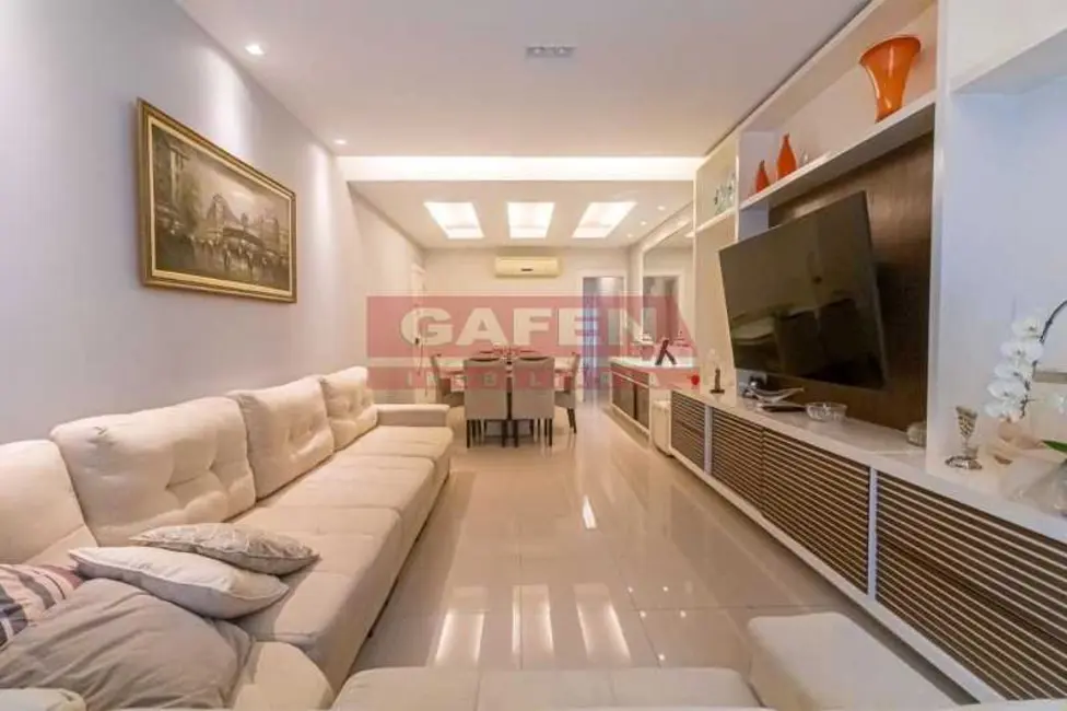 Apartamento com 3 quartos à venda, 156m2 em Rio De Janeiro - RJ - imagem 5 Foto 5 de Apartamento com 3 quartos à venda, 156m2 em Rio De Janeiro - RJ
