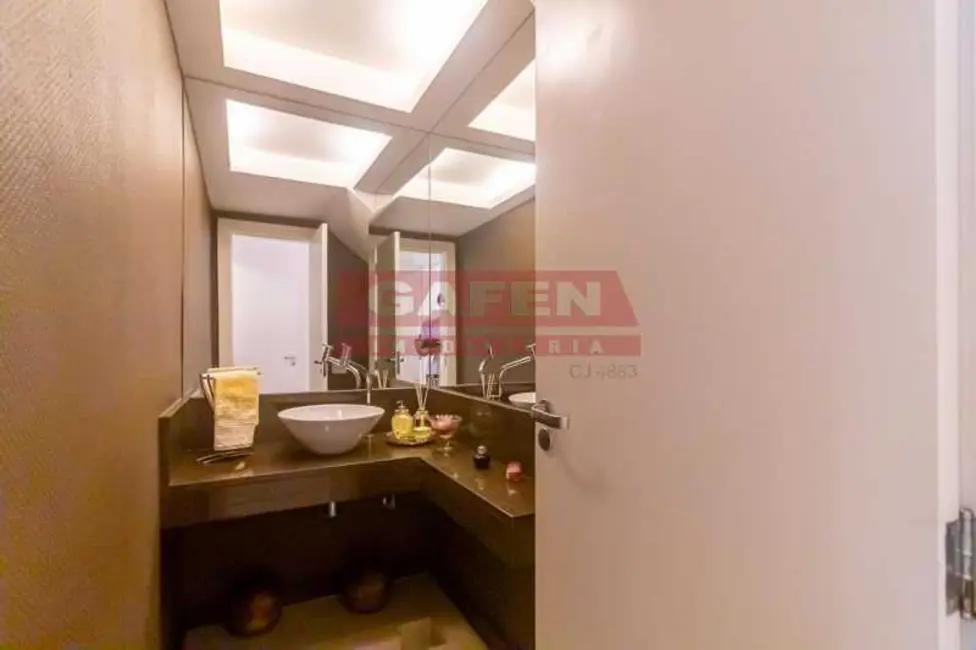 Apartamento com 3 quartos à venda, 156m2 em Rio De Janeiro - RJ - imagem 9 Foto 9 de Apartamento com 3 quartos à venda, 156m2 em Rio De Janeiro - RJ