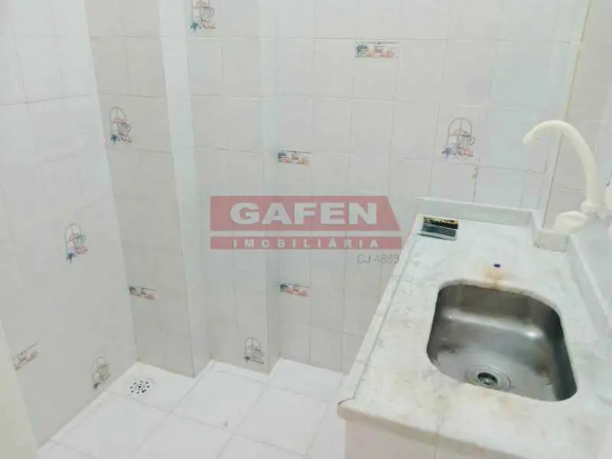 Kitnet com 1 quarto à venda, 20m2 em Rio De Janeiro - RJ - imagem 7 Foto 7 de Kitnet com 1 quarto à venda, 20m2 em Rio De Janeiro - RJ