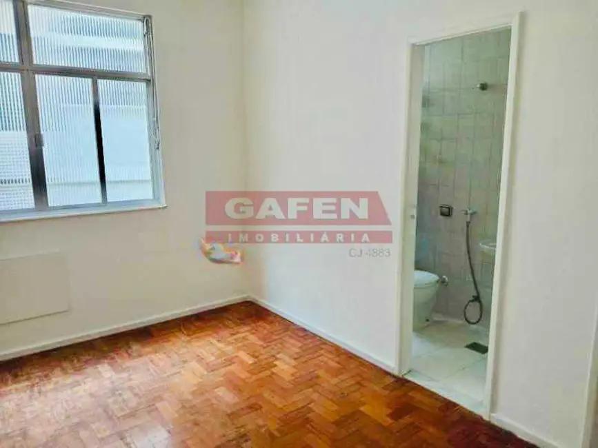 Kitnet com 1 quarto à venda, 20m2 em Rio De Janeiro - RJ - imagem 1 Foto 1 de Kitnet com 1 quarto à venda, 20m2 em Rio De Janeiro - RJ