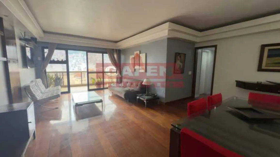 Apartamento com 5 quartos à venda e para alugar, 191m2 em Rio De Janeiro - RJ - imagem 3 Foto 3 de Apartamento com 5 quartos à venda e para alugar, 191m2 em Rio De Janeiro - RJ