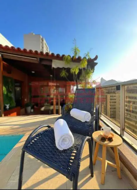 Foto 2 de Cobertura com 3 quartos para alugar, 190m2 em Rio De Janeiro - RJ