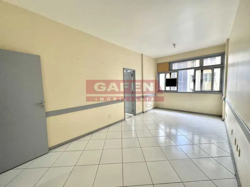 Apartamento com 2 quartos para alugar, 60m2 em Rio De Janeiro - RJ - imagem 6 Foto 6 de Apartamento com 2 quartos para alugar, 60m2 em Rio De Janeiro - RJ