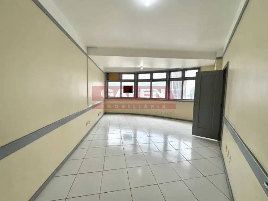 Apartamento com 2 quartos para alugar, 60m2 em Rio De Janeiro - RJ - imagem 9 Foto 9 de Apartamento com 2 quartos para alugar, 60m2 em Rio De Janeiro - RJ