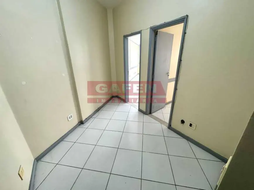 Foto 3 de Apartamento com 2 quartos à venda, 60m2 em Rio De Janeiro - RJ