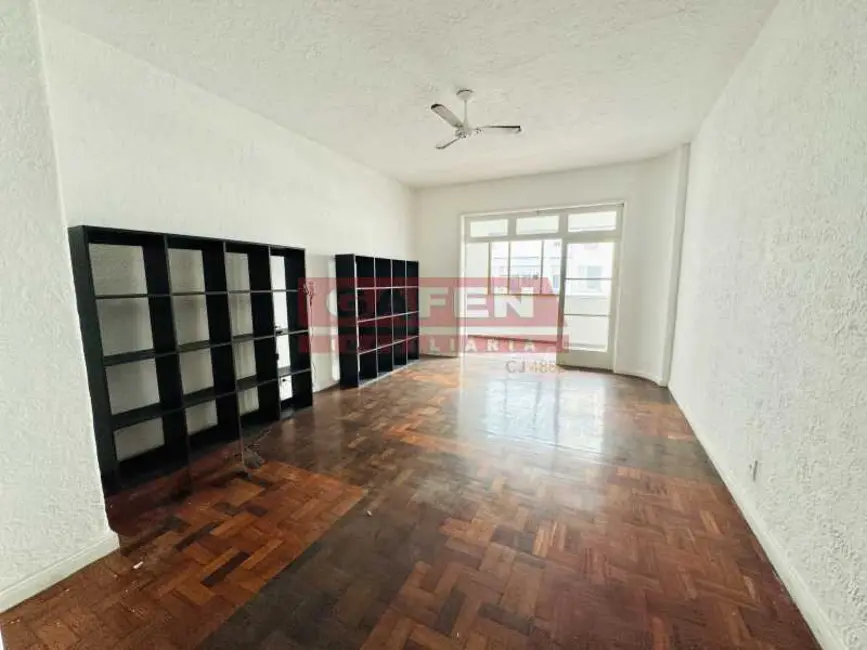 Apartamento com 3 quartos para alugar, 160m2 em Rio De Janeiro - RJ - imagem 1 Foto 1 de Apartamento com 3 quartos para alugar, 160m2 em Rio De Janeiro - RJ