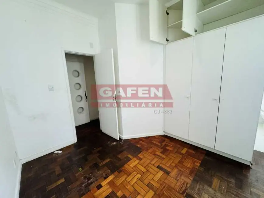Apartamento com 3 quartos para alugar, 160m2 em Rio De Janeiro - RJ - imagem 9 Foto 9 de Apartamento com 3 quartos para alugar, 160m2 em Rio De Janeiro - RJ