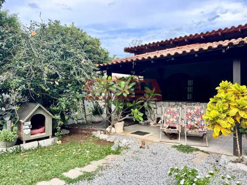 Casa com 2 quartos à venda, 152m2 em Armacao Dos Buzios - RJ - imagem 4 Foto 4 de Casa com 2 quartos à venda, 152m2 em Armacao Dos Buzios - RJ