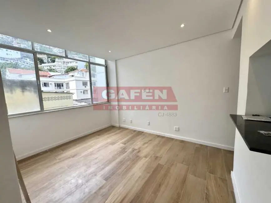 Foto 5 de Apartamento com 1 quarto à venda, 40m2 em Rio De Janeiro - RJ
