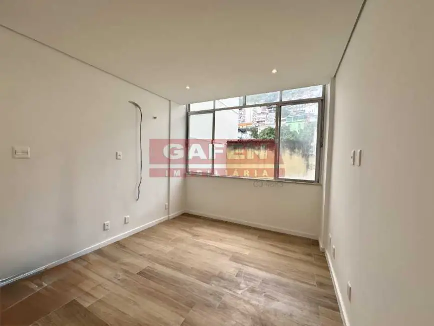 Foto 3 de Apartamento com 1 quarto à venda, 40m2 em Rio De Janeiro - RJ