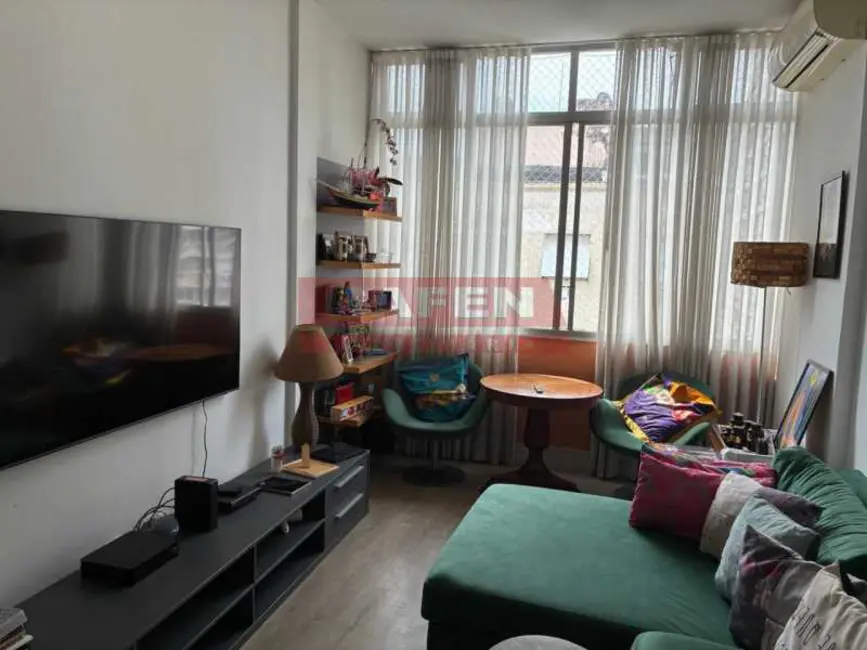 Foto 2 de Apartamento com 2 quartos à venda, 81m2 em Rio De Janeiro - RJ
