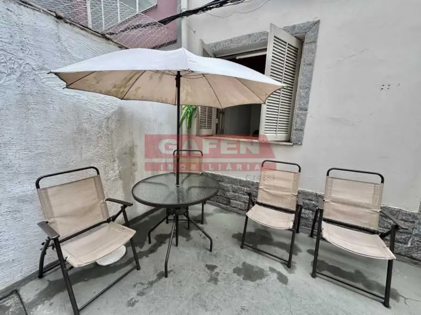 Foto 4 de Casa de Vila com 2 quartos à venda, 75m2 em Rio De Janeiro - RJ