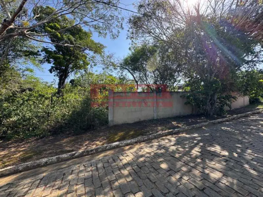 Foto 1 de Terreno / Lote à venda, 925m2 em Armacao Dos Buzios - RJ