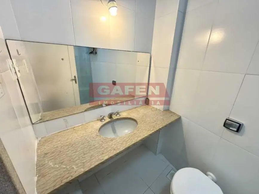 Foto 8 de Apartamento com 2 quartos à venda, 70m2 em Rio De Janeiro - RJ