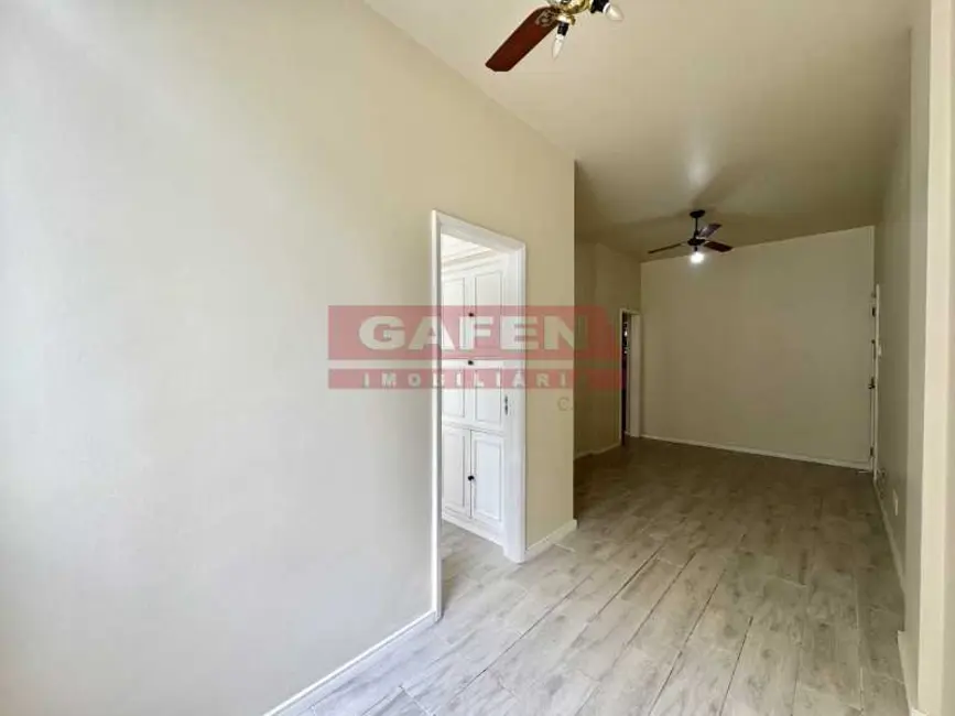 Foto 3 de Apartamento com 2 quartos à venda, 70m2 em Rio De Janeiro - RJ