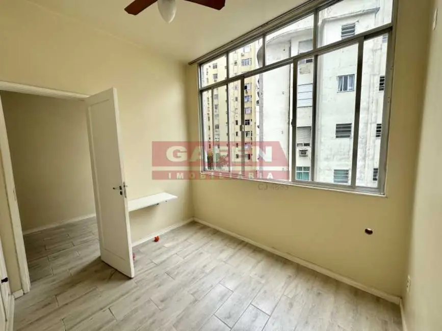 Foto 6 de Apartamento com 2 quartos à venda, 70m2 em Rio De Janeiro - RJ